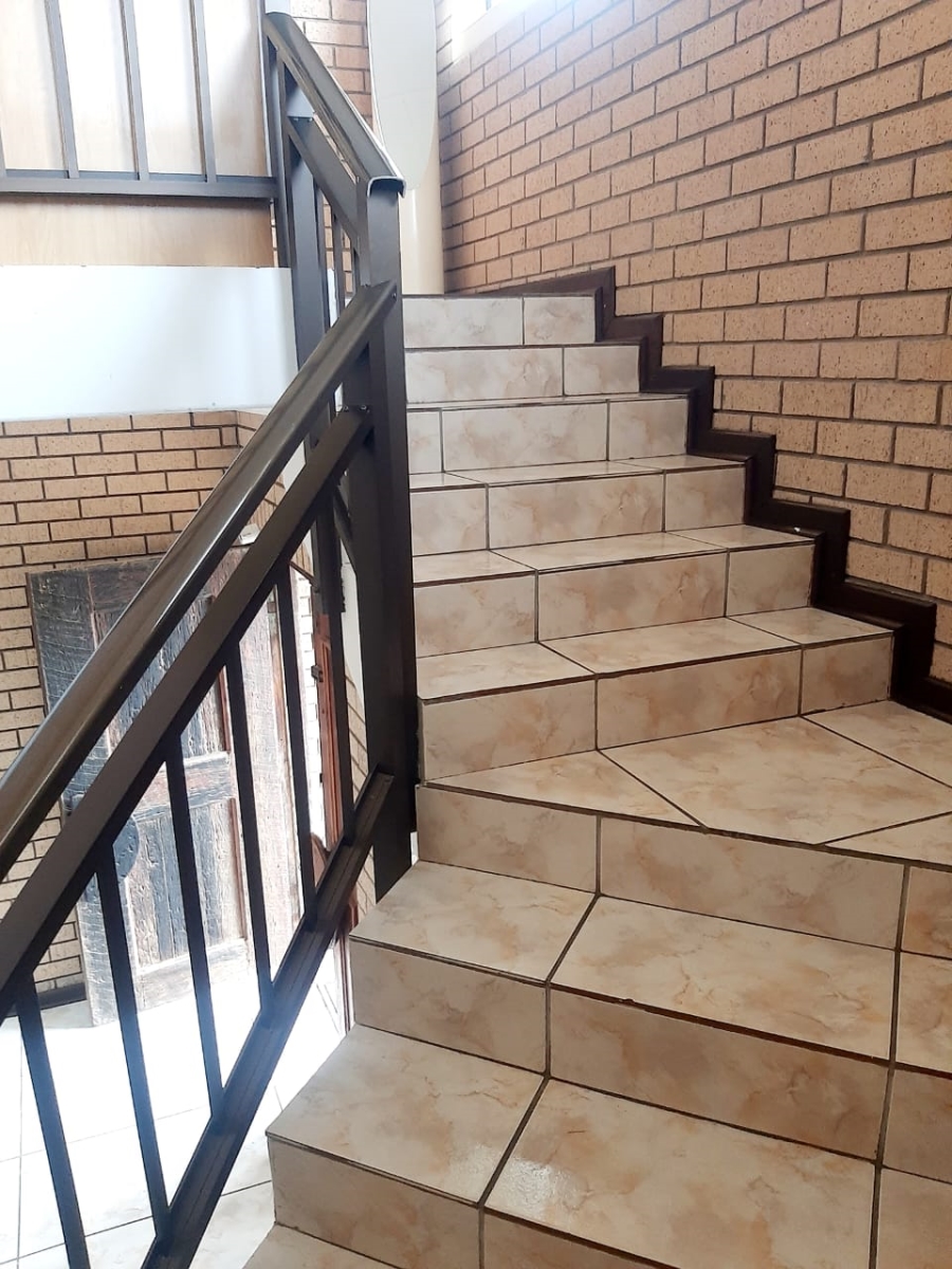 4 Bedroom Property for Sale in Beacon Bay Eastern Cape